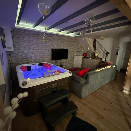 Maison Avec Spa Vila Maisdon-sur-Sevre Exterior foto